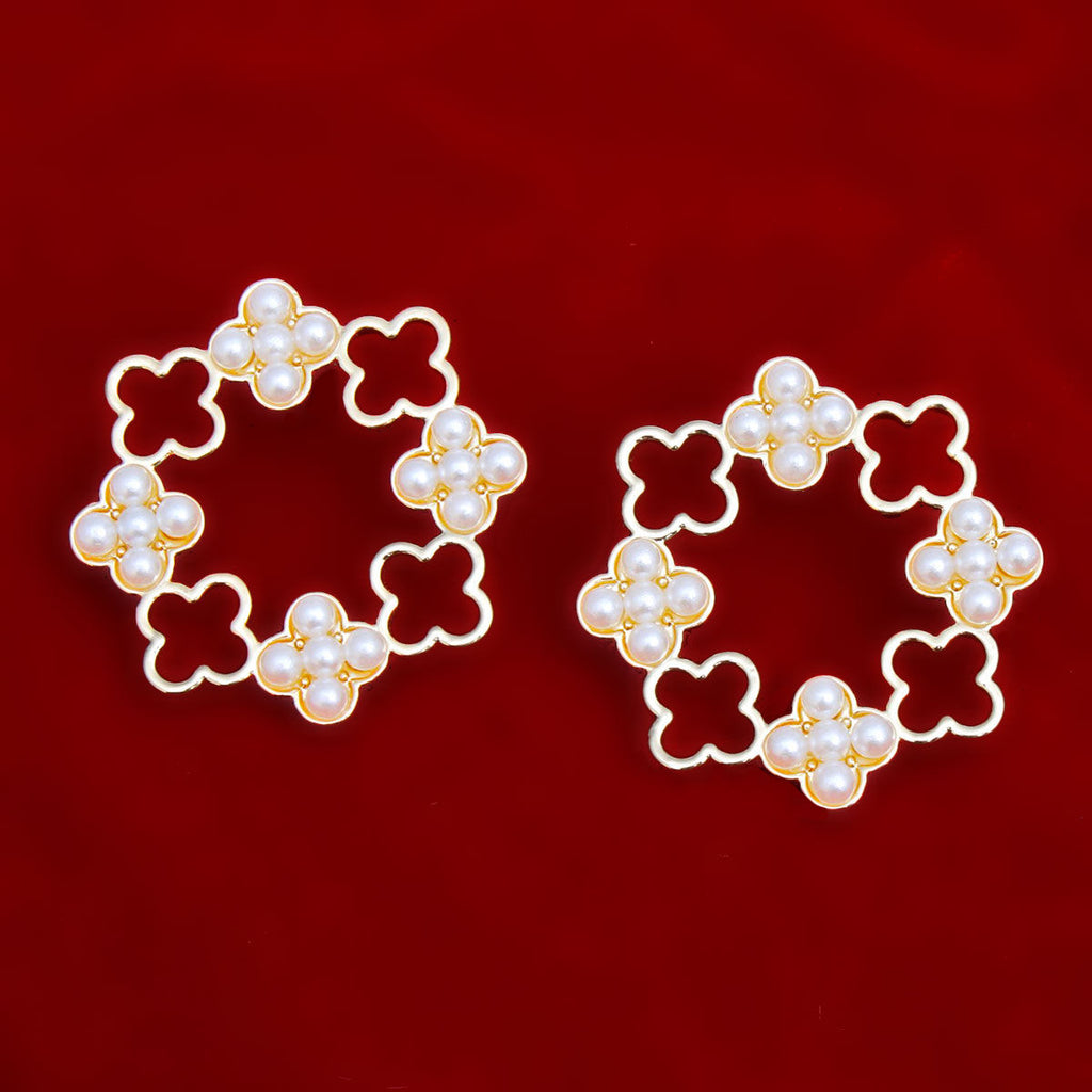 Gold-Tone Clover Wreath Pearl Stud Earrings